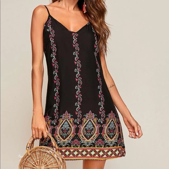 Dresses & Skirts - Boho floral cami dress